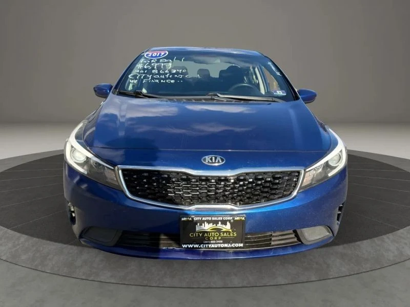2017 Kia Forte - Image 2 of 12