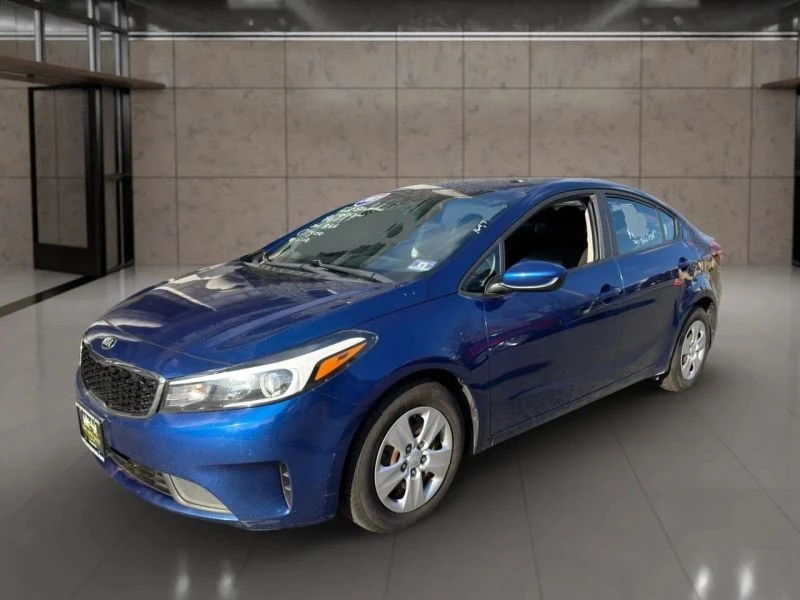2017 Kia Forte - Image 3 of 12