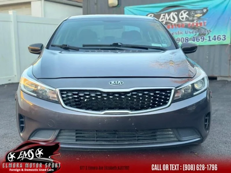2017 Kia Forte - Image 4 of 12
