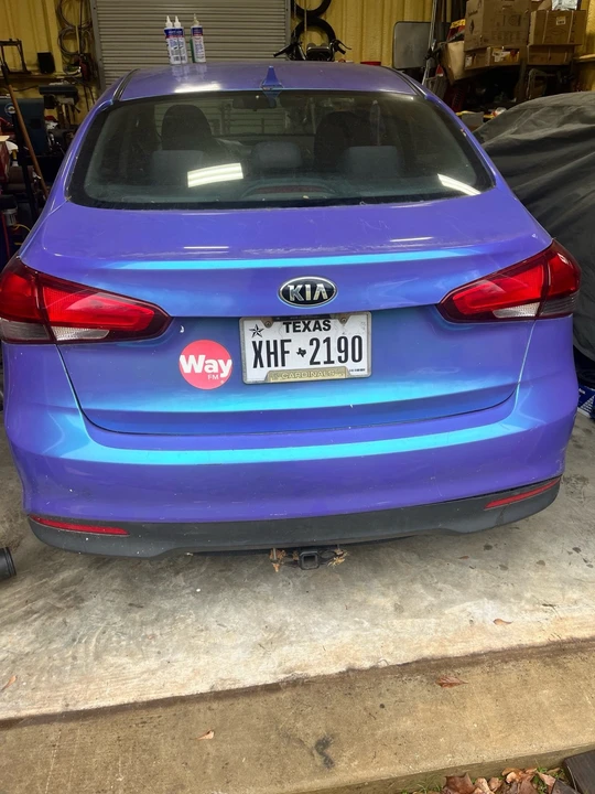 2017 Kia Forte - Image 3 of 17