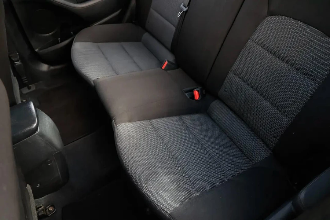 2017 Kia Forte - Image 10 of 21