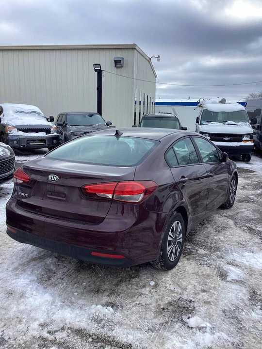 2017 Kia Forte - Image 2 of 19