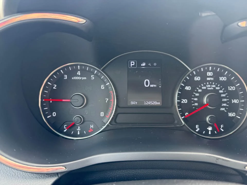 2017 Kia Forte - Image 10 of 14