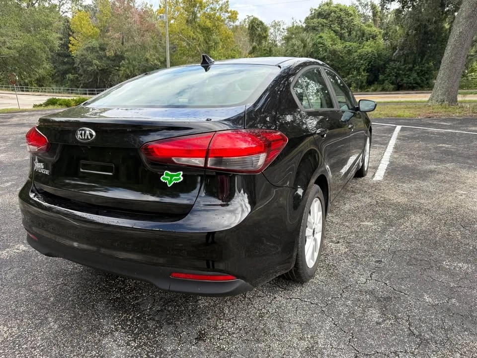 2017 Kia Forte - Image 3 of 14