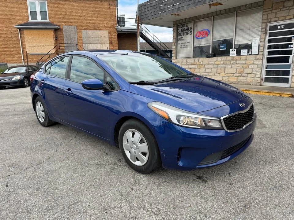 2017 Kia Forte - Image 2 of 16