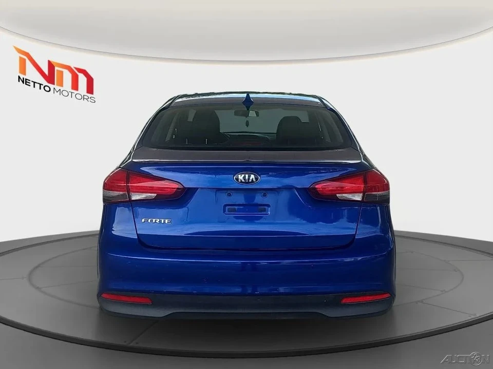 2017 Kia Forte - Image 4 of 21
