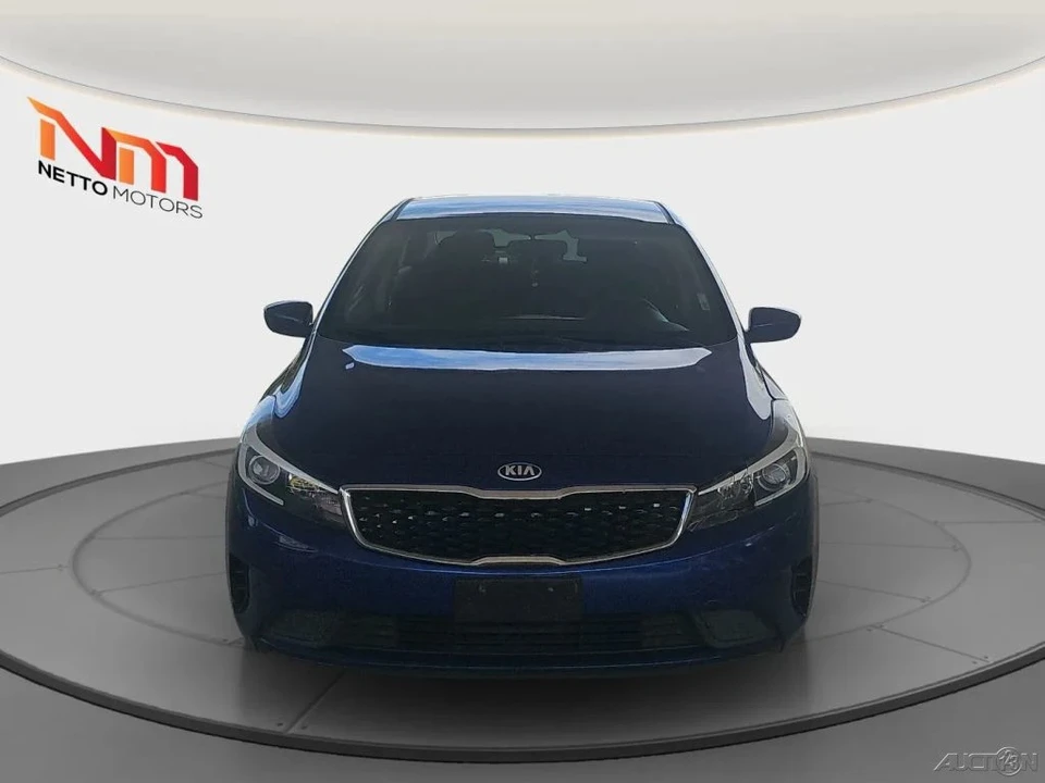 2017 Kia Forte - Image 10 of 21