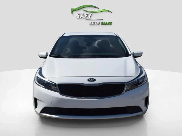 2017 Kia Forte - Image 2 of 21