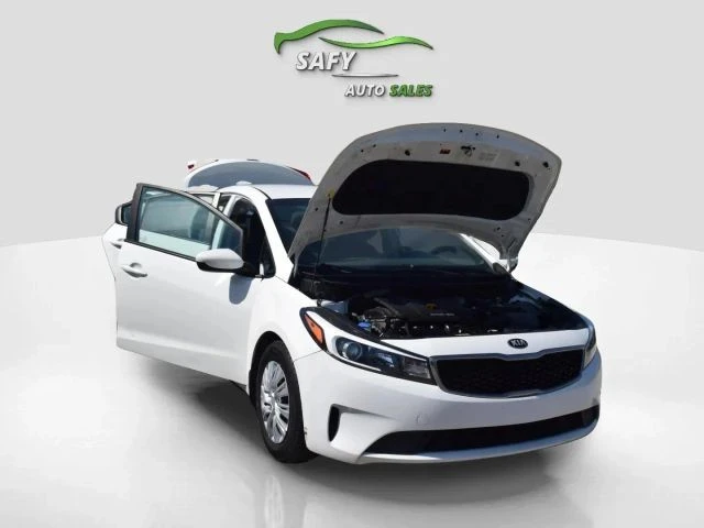 2017 Kia Forte - Image 11 of 21