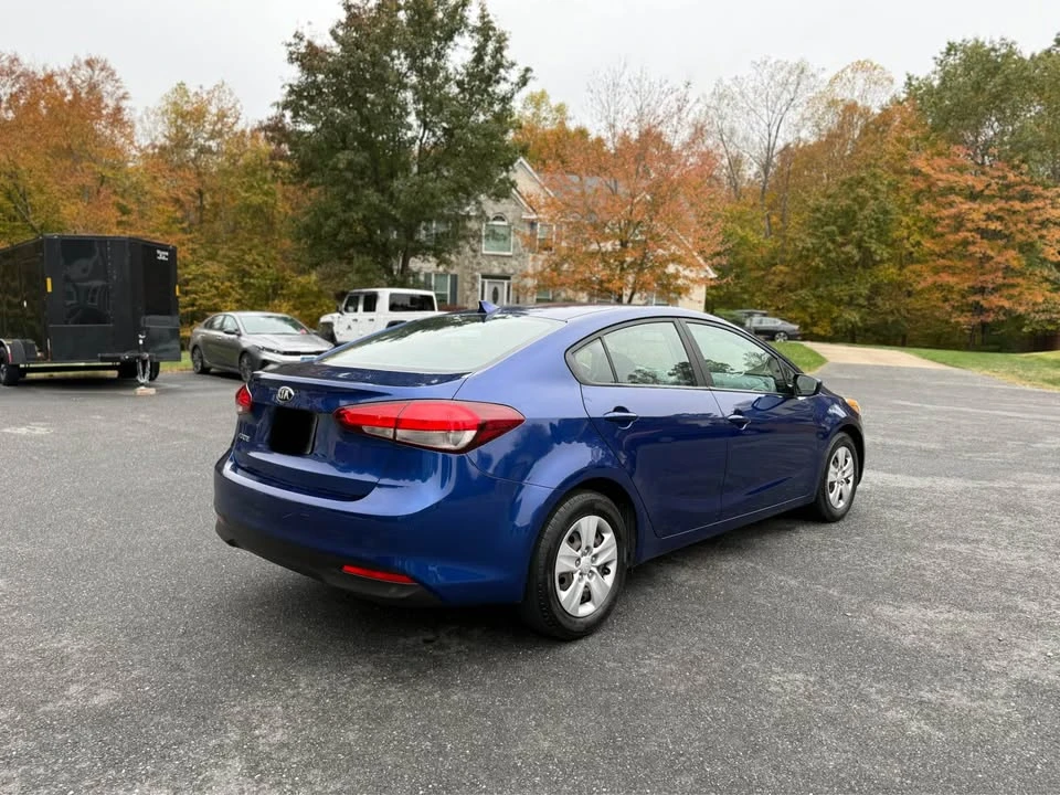 2017 Kia Forte - Image 4 of 19