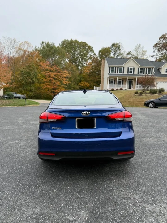 2017 Kia Forte - Image 3 of 19