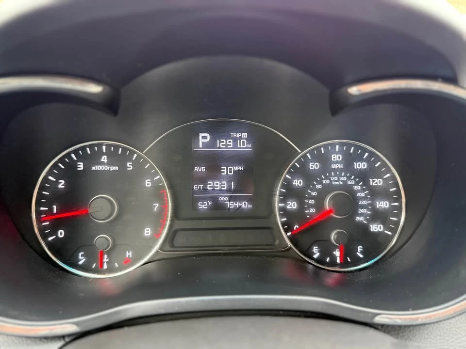 2017 Kia Forte - Image 18 of 19