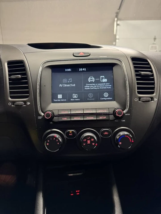 2017 Kia Forte - Image 13 of 14