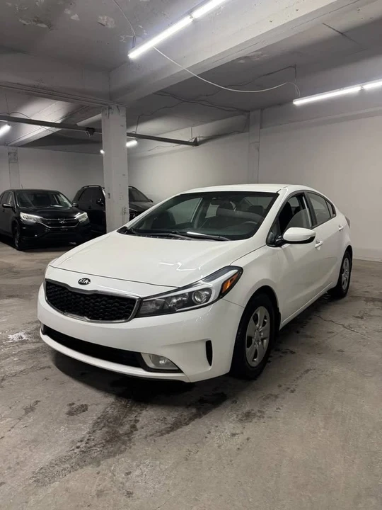 2017 Kia Forte - Image 3 of 14