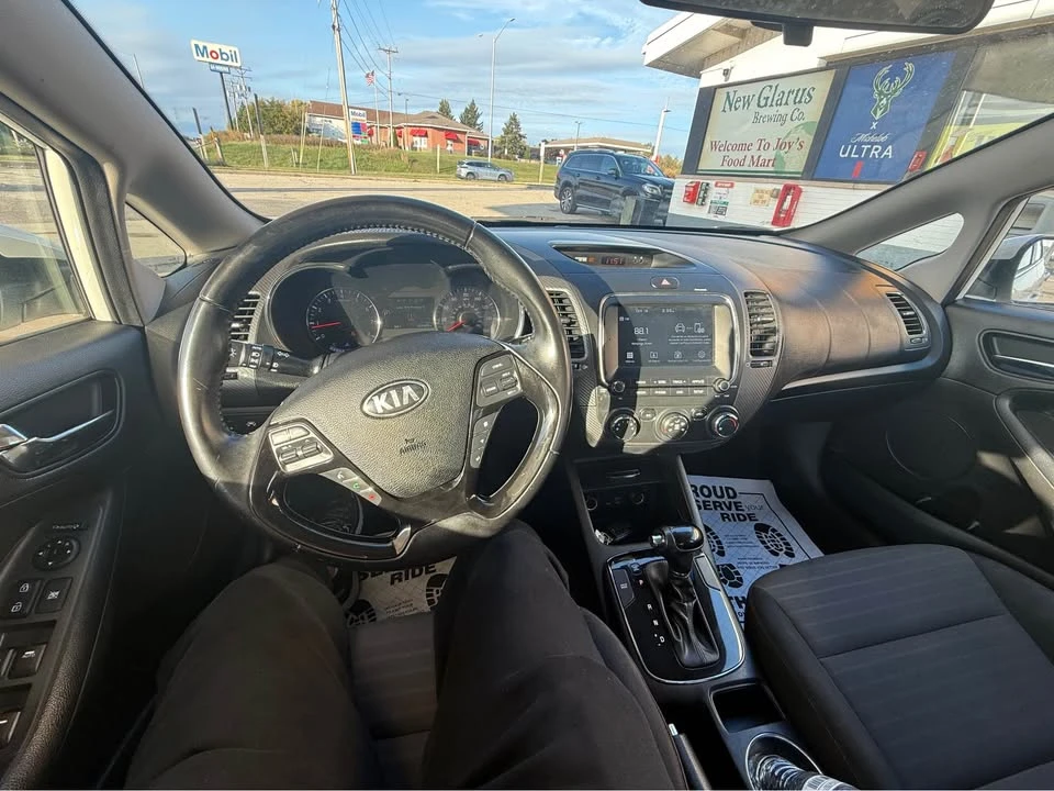 2017 Kia Forte - Image 7 of 7