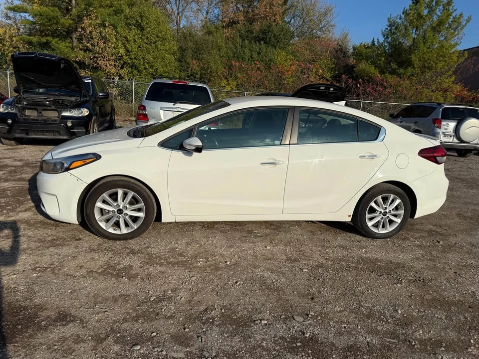 2017 Kia Forte - Image 3 of 7