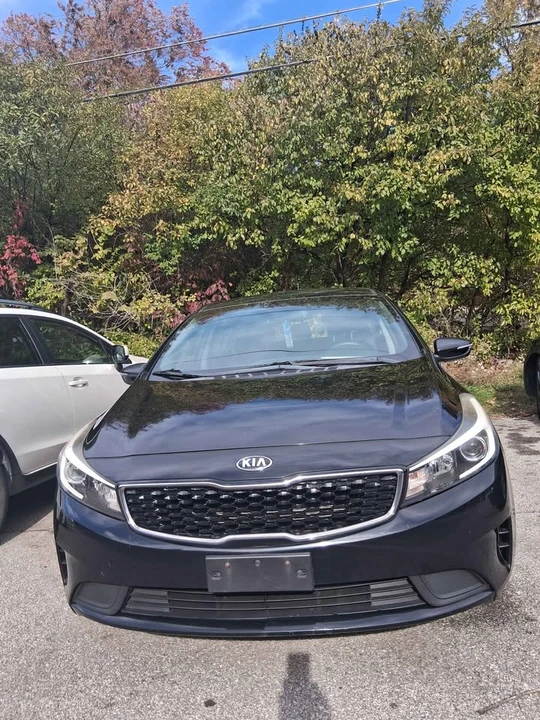 2017 Kia Forte - Image 18 of 19