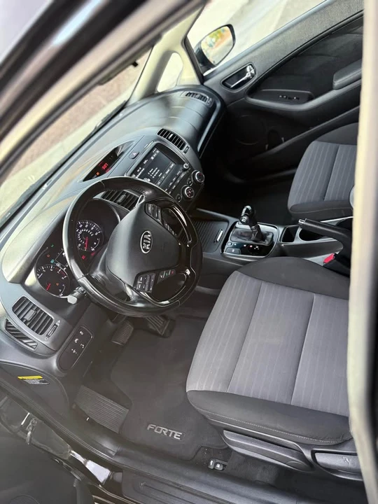 2017 Kia Forte - Image 16 of 16