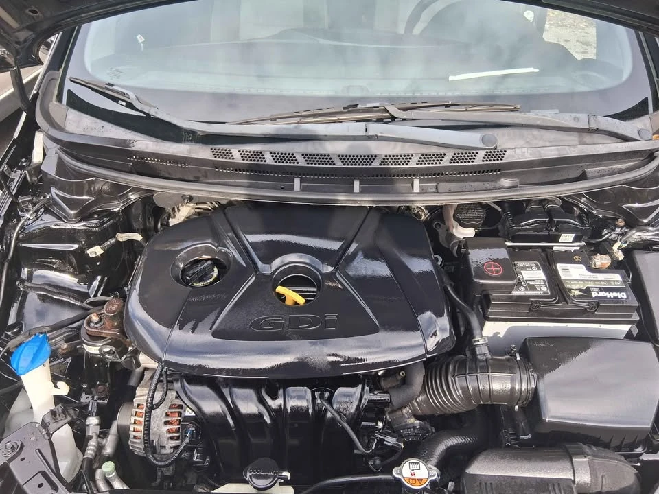 2017 Kia Forte - Image 12 of 17