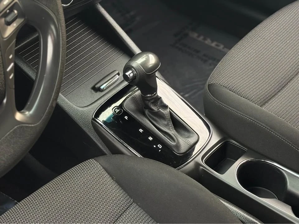 2017 Kia Forte - Image 3 of 11