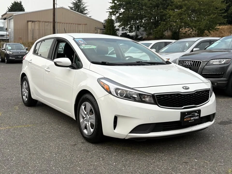 2017 Kia Forte - Image 7 of 11
