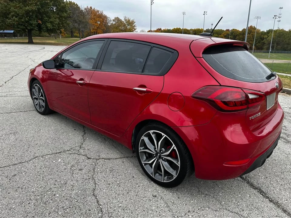2017 Kia Forte - Image 3 of 18