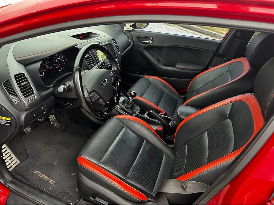 2017 Kia Forte - Image 9 of 18
