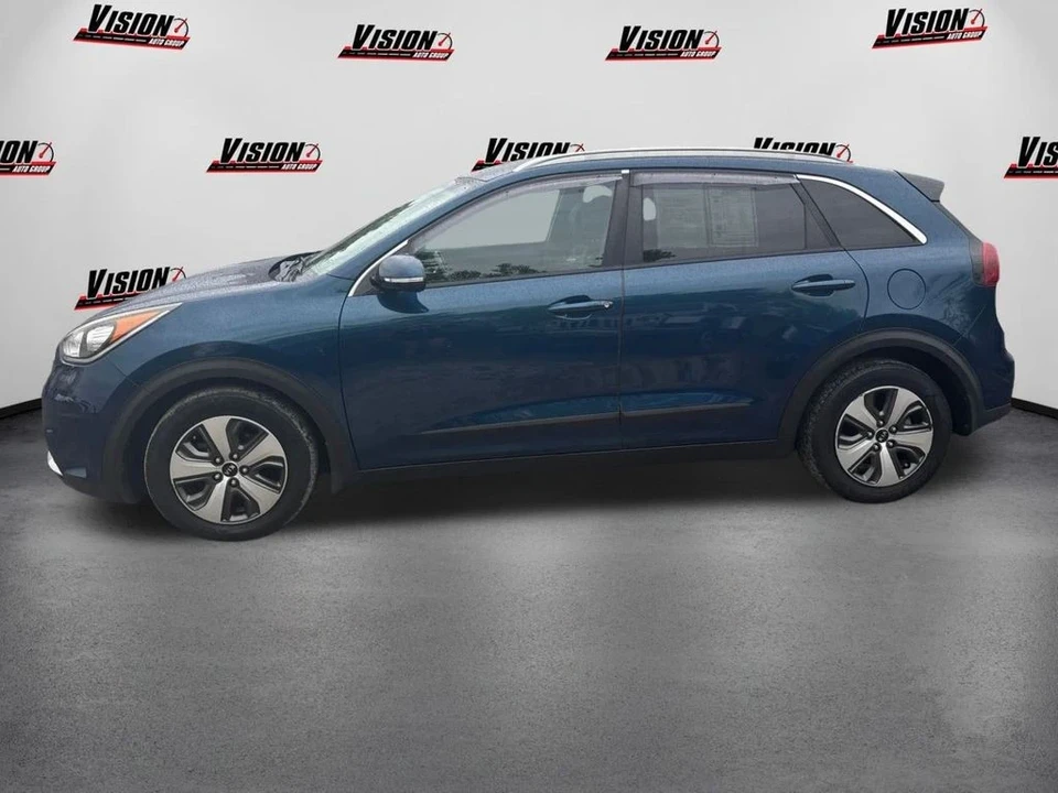 2017 Kia Niro - Image 8 of 12