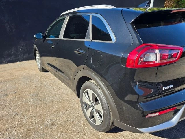2017 Kia Niro - Image 12 of 21