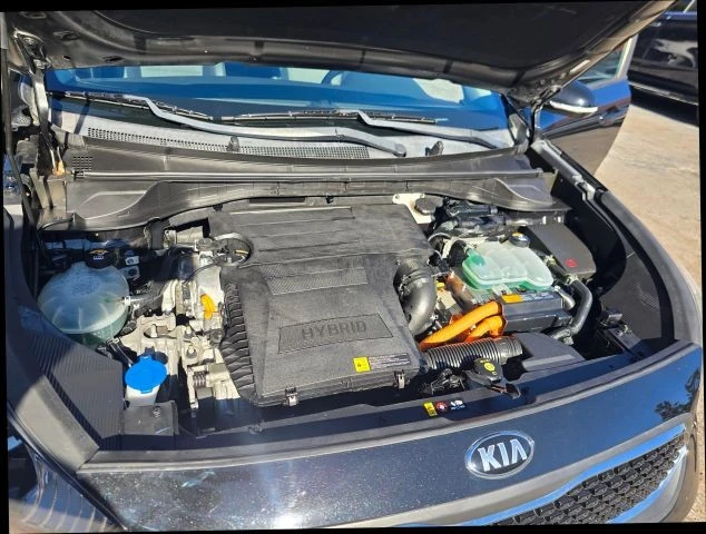 2017 Kia Niro - Image 14 of 21