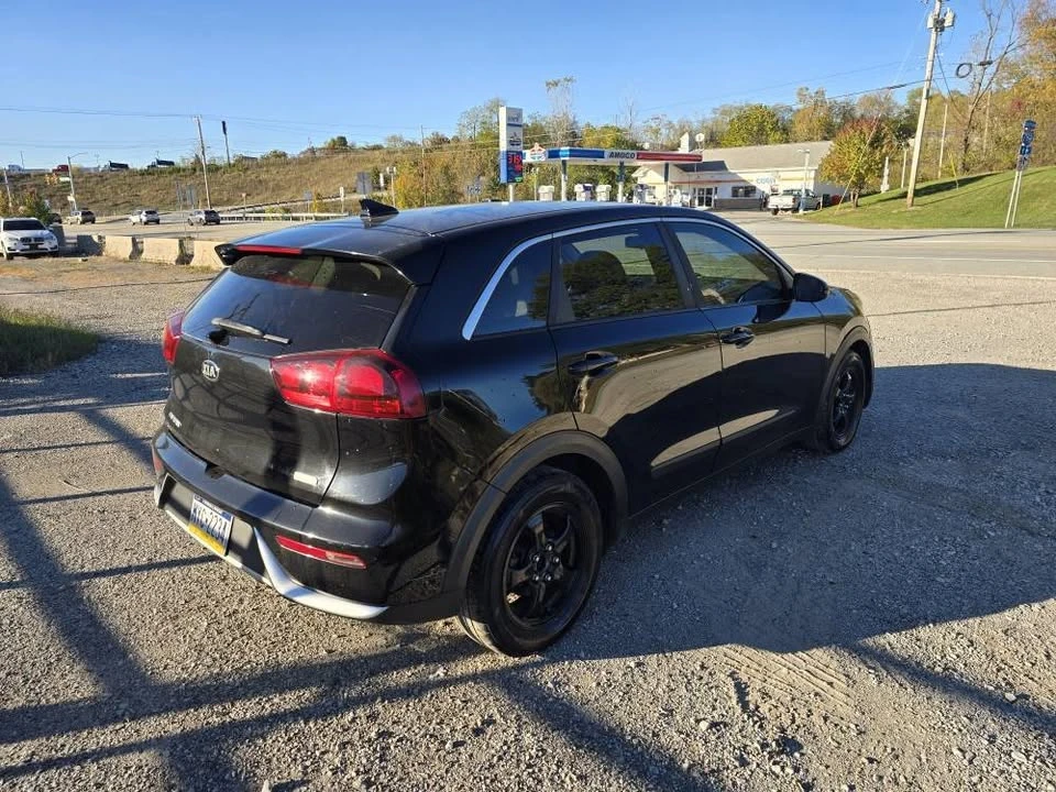 2017 Kia Niro - Image 3 of 11
