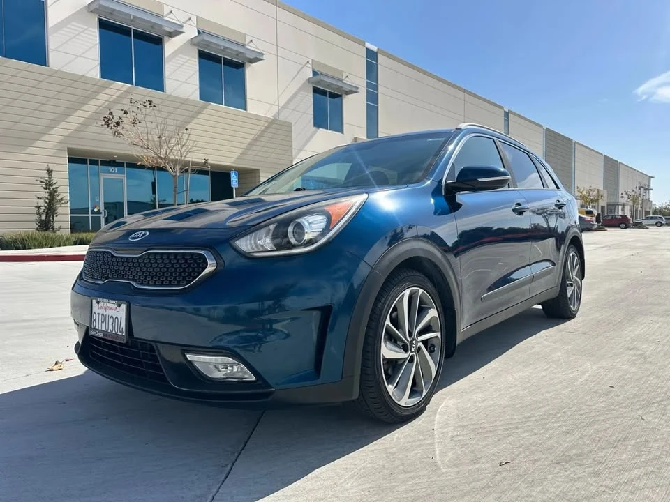 2017 Kia Niro - Image 2 of 20