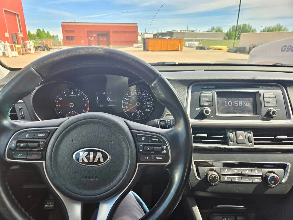 2017 Kia Optima/K5 - Image 5 of 13