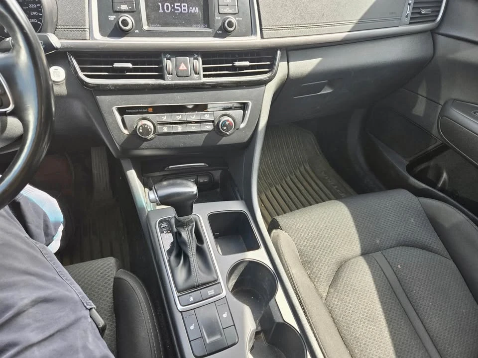 2017 Kia Optima/K5 - Image 7 of 13