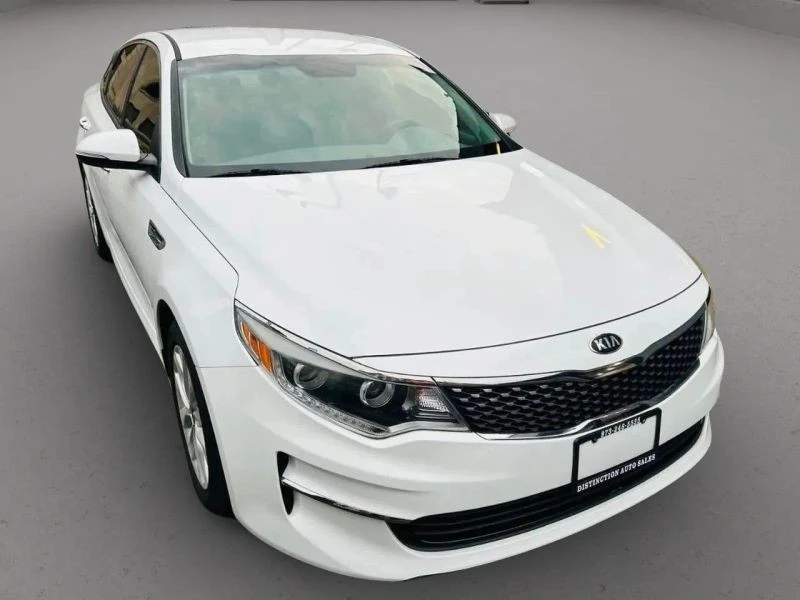 2017 Kia Optima/K5 - Image 8 of 12
