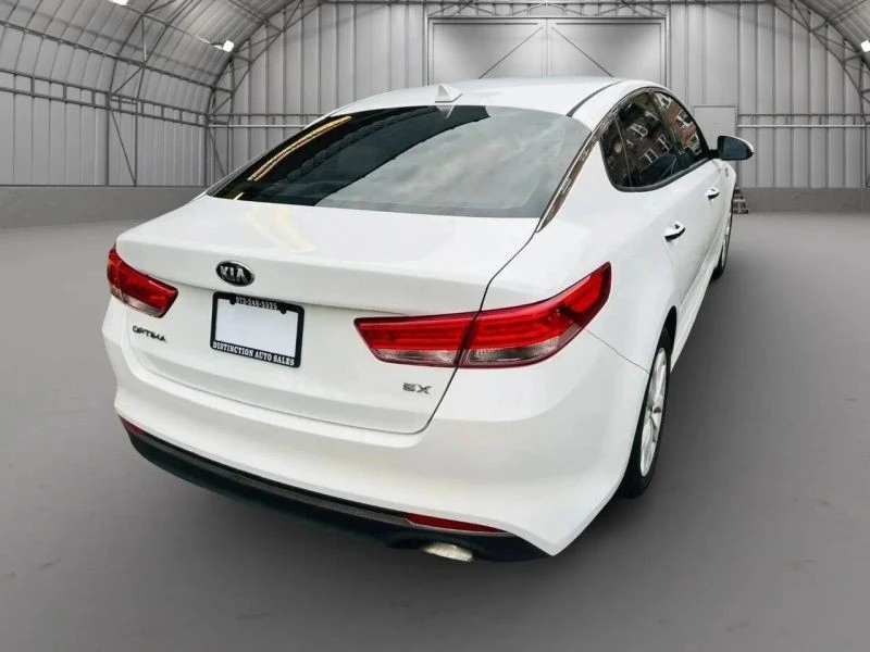2017 Kia Optima/K5 - Image 6 of 12