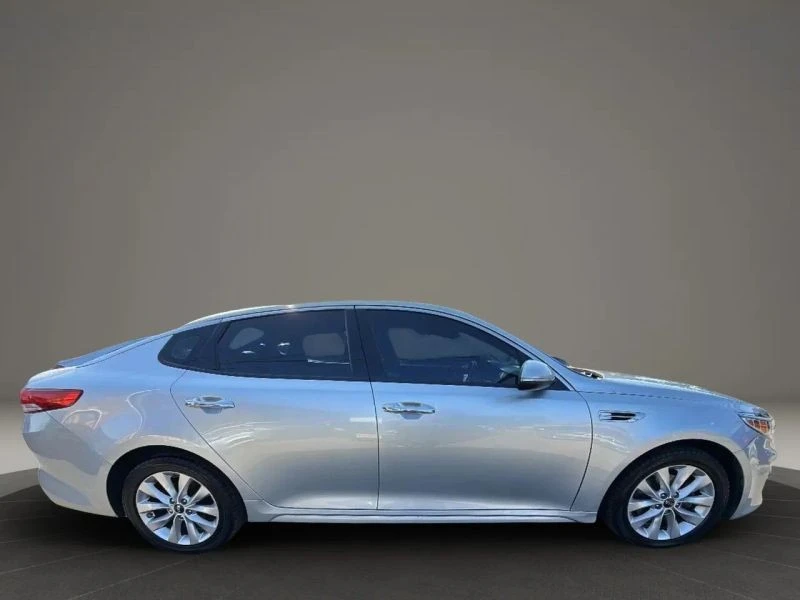 2017 Kia Optima/K5 - Image 4 of 12