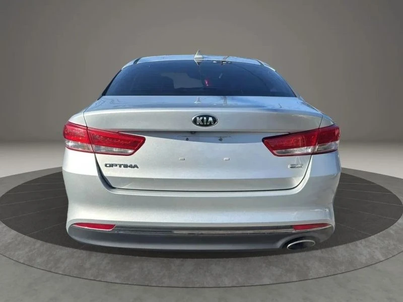 2017 Kia Optima/K5 - Image 6 of 12