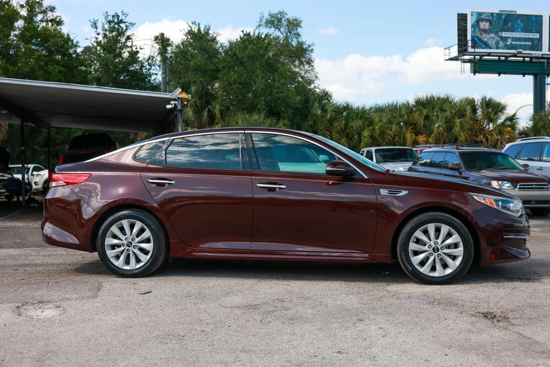 2017 Kia Optima/K5 - Image 13 of 21