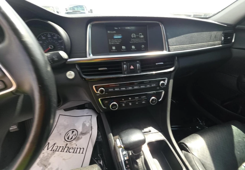 2017 Kia Optima/K5 - Image 14 of 18