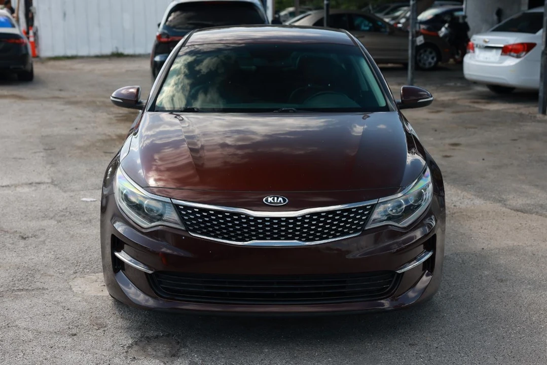 2017 Kia Optima/K5 - Image 19 of 21