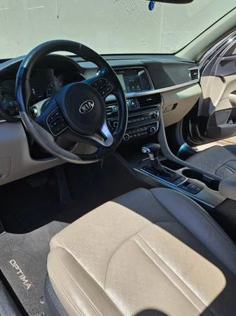 2017 Kia Optima/K5 - Image 9 of 11