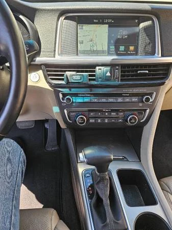 2017 Kia Optima/K5 - Image 10 of 11