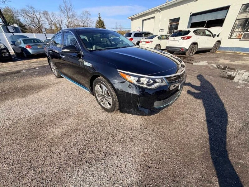 2017 Kia Optima/K5 - Image 5 of 12