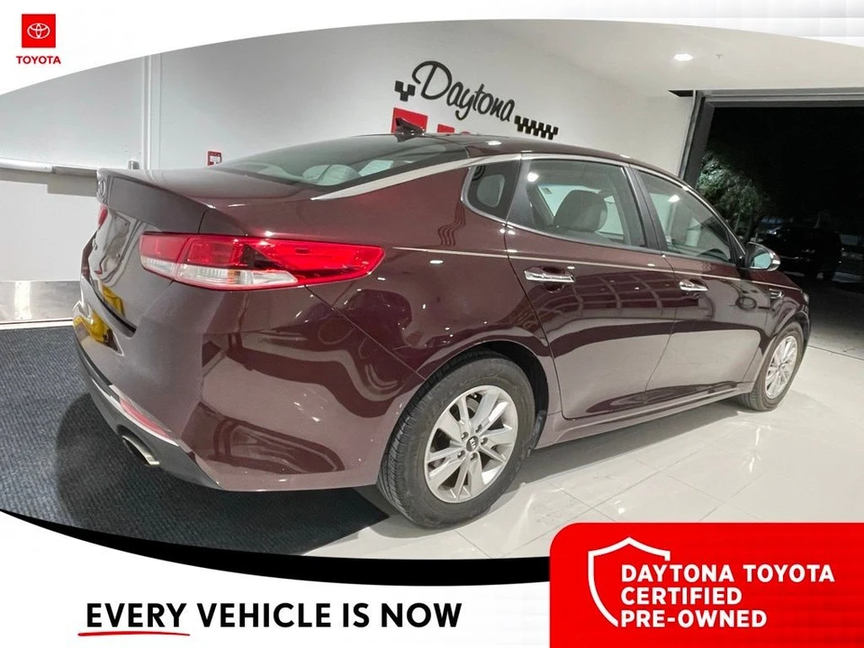 2017 Kia Optima/K5 - Image 5 of 10