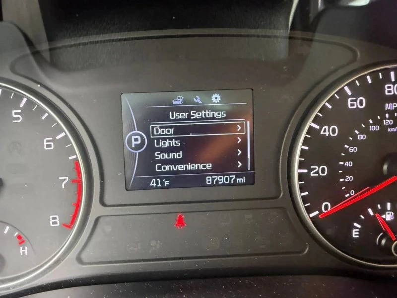2017 Kia Optima/K5 - Image 11 of 12