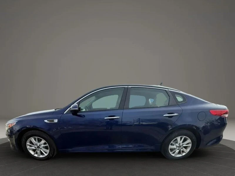 2017 Kia Optima/K5 - Image 8 of 12