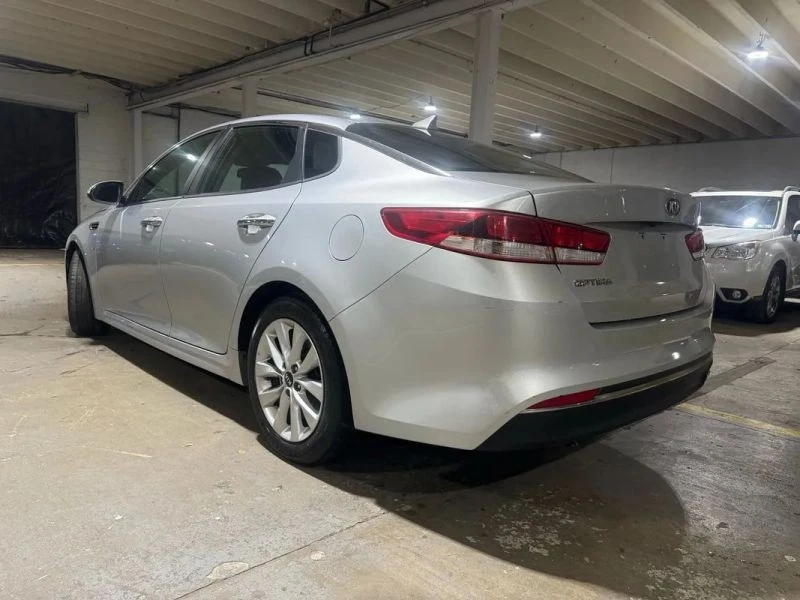 2017 Kia Optima/K5 - Image 3 of 12