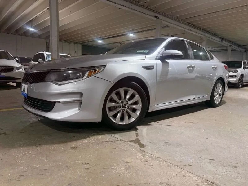 2017 Kia Optima/K5 - Image 2 of 12