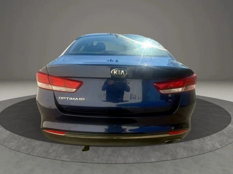 2017 Kia Optima/K5 - Image 6 of 12